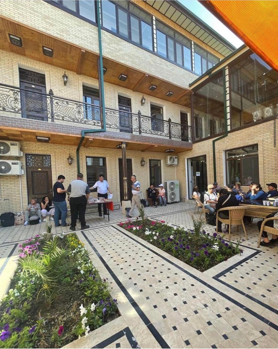 Vostok Hotel Buchara Exteriér fotografie